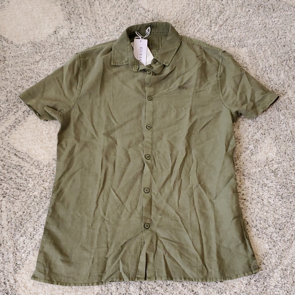 Guess short sleeve button shirt